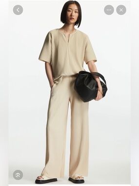 COS Wide-Leg Pleated Top & Trouser Set in Light Cream, Size Medium, NWT